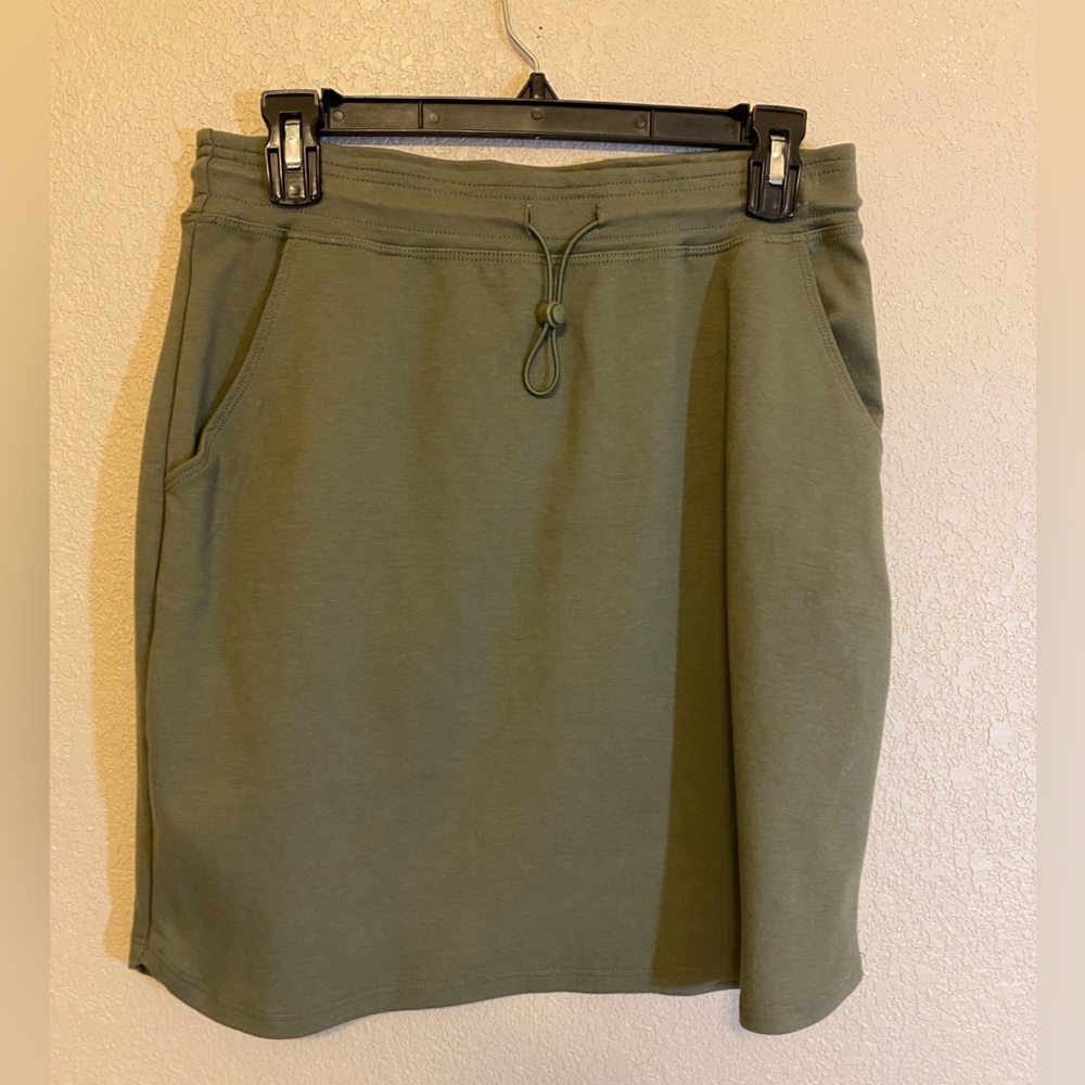 WT Sundry by Evereve Woven Sunday Skirt in Olive, Size 2 (M 8-10)